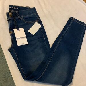 Brand new Wallflower jeans
